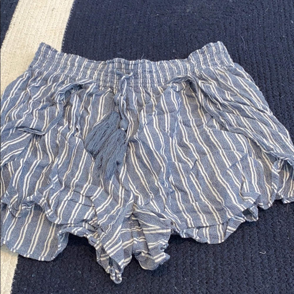 american eagle shorts